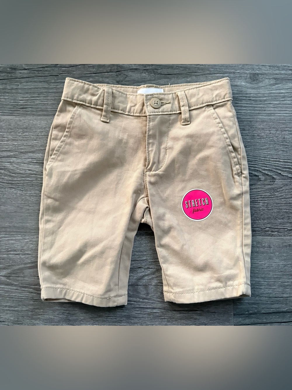 Children’s Place Khaki Stretch Shorts with Pink Patch. Girls size 5